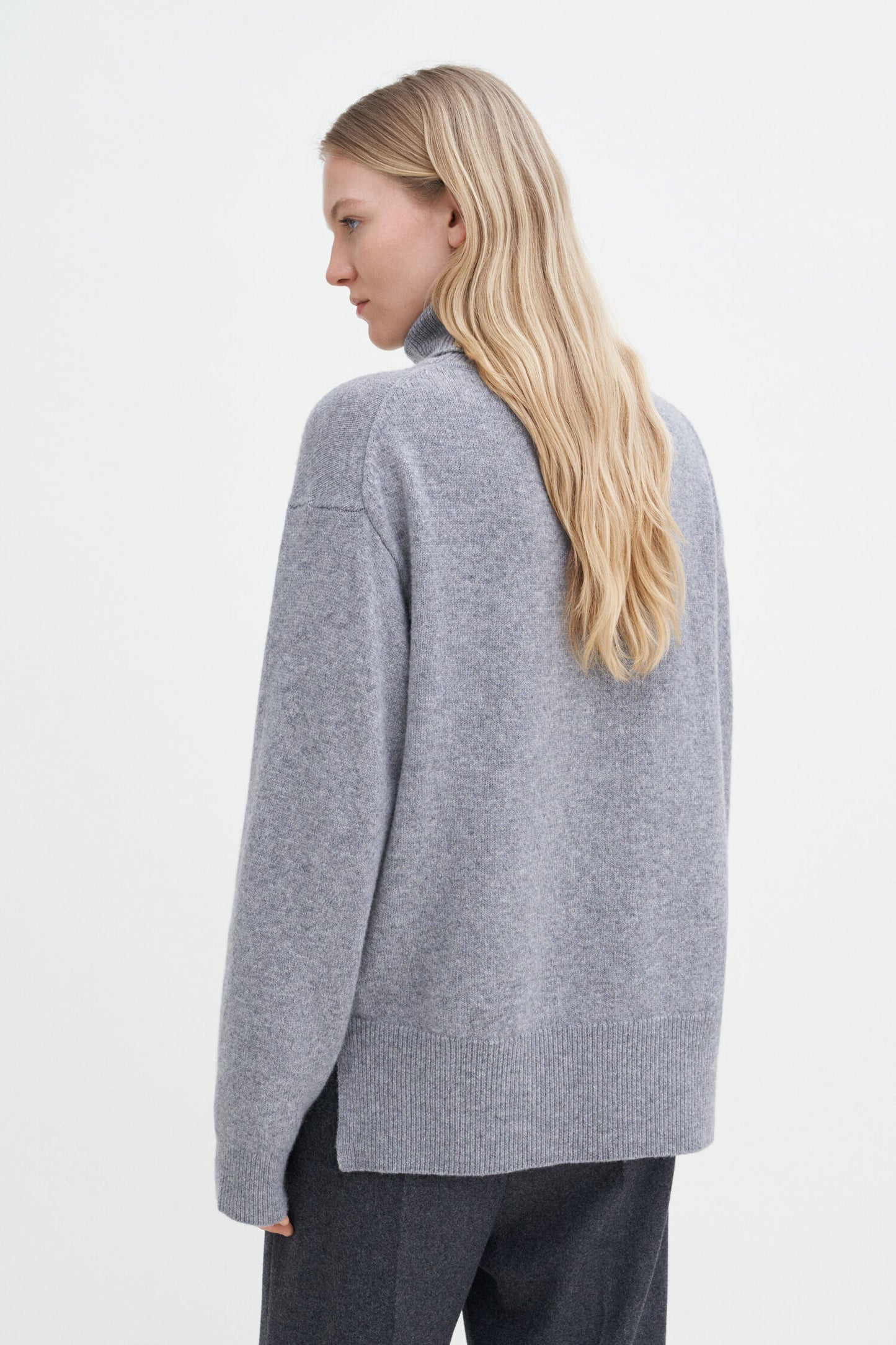 Filippa K Relaxed Turtle-Neck Sweater 30263