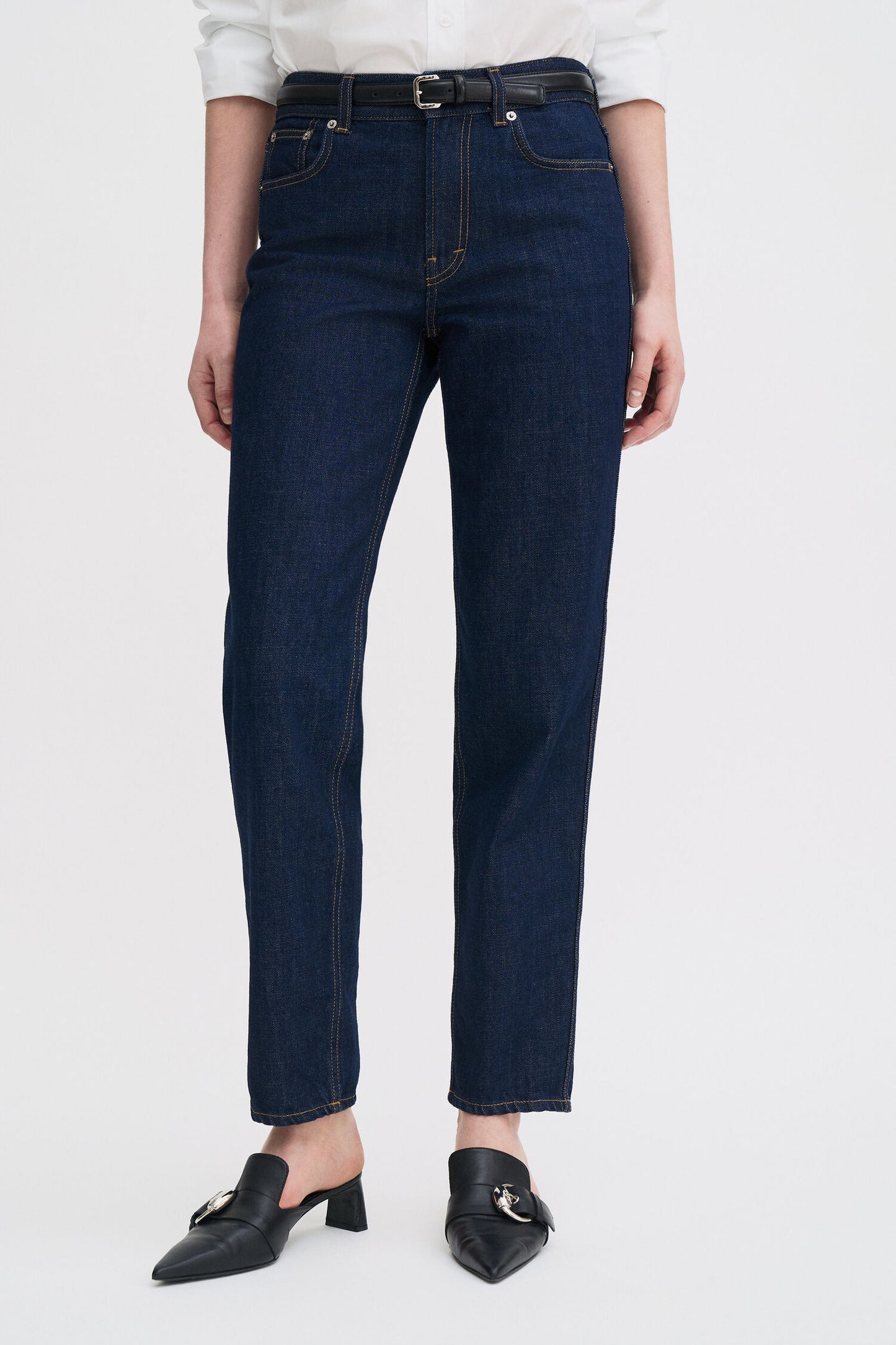 Filippa K Cropped Tapered Jeans