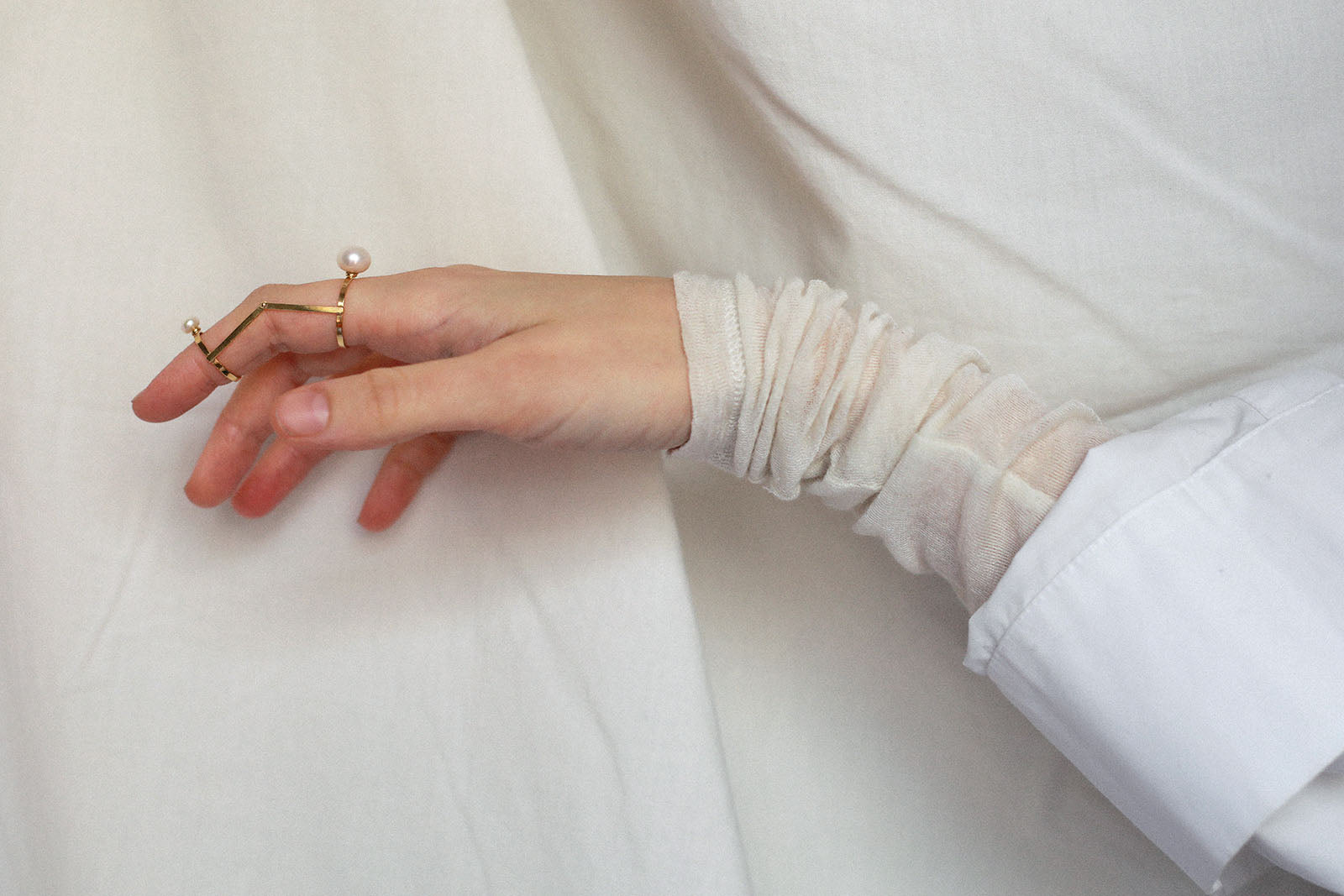 BEATRIZ PALACIOS A05-BLITZ Articulated Pearls Ring
