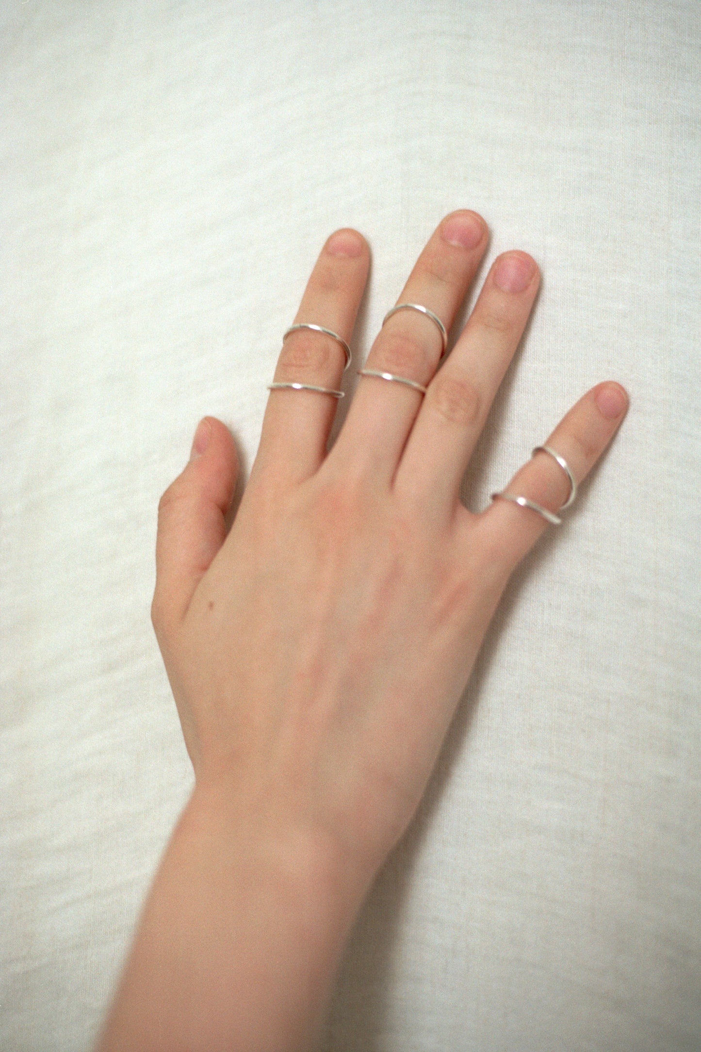 BEATRIZ PALACIOS A06-SUS Thick Infinity Ring Silver