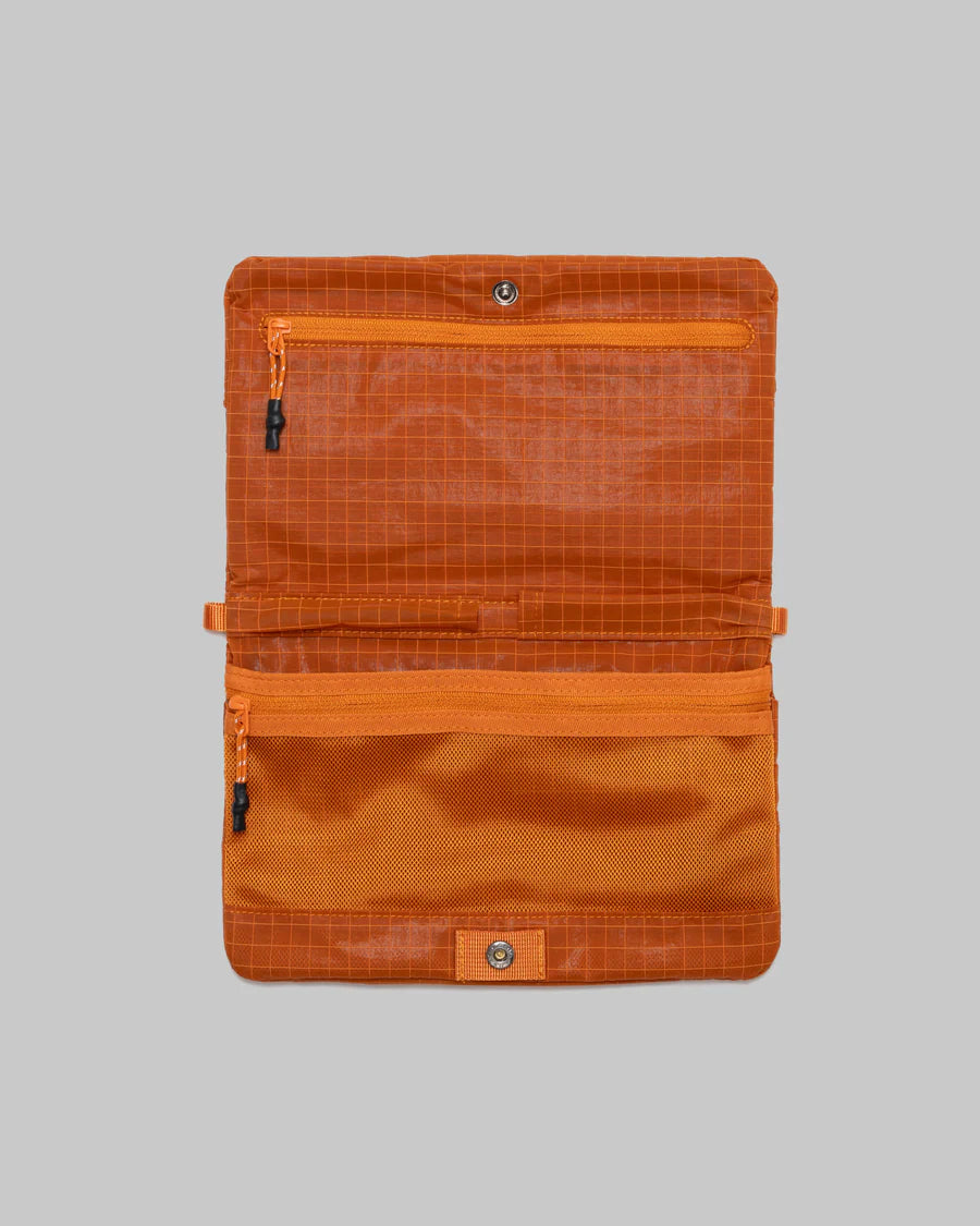 TOPOLOGIE Flat Sacoche Small Burn Orange Glazed Ripstop