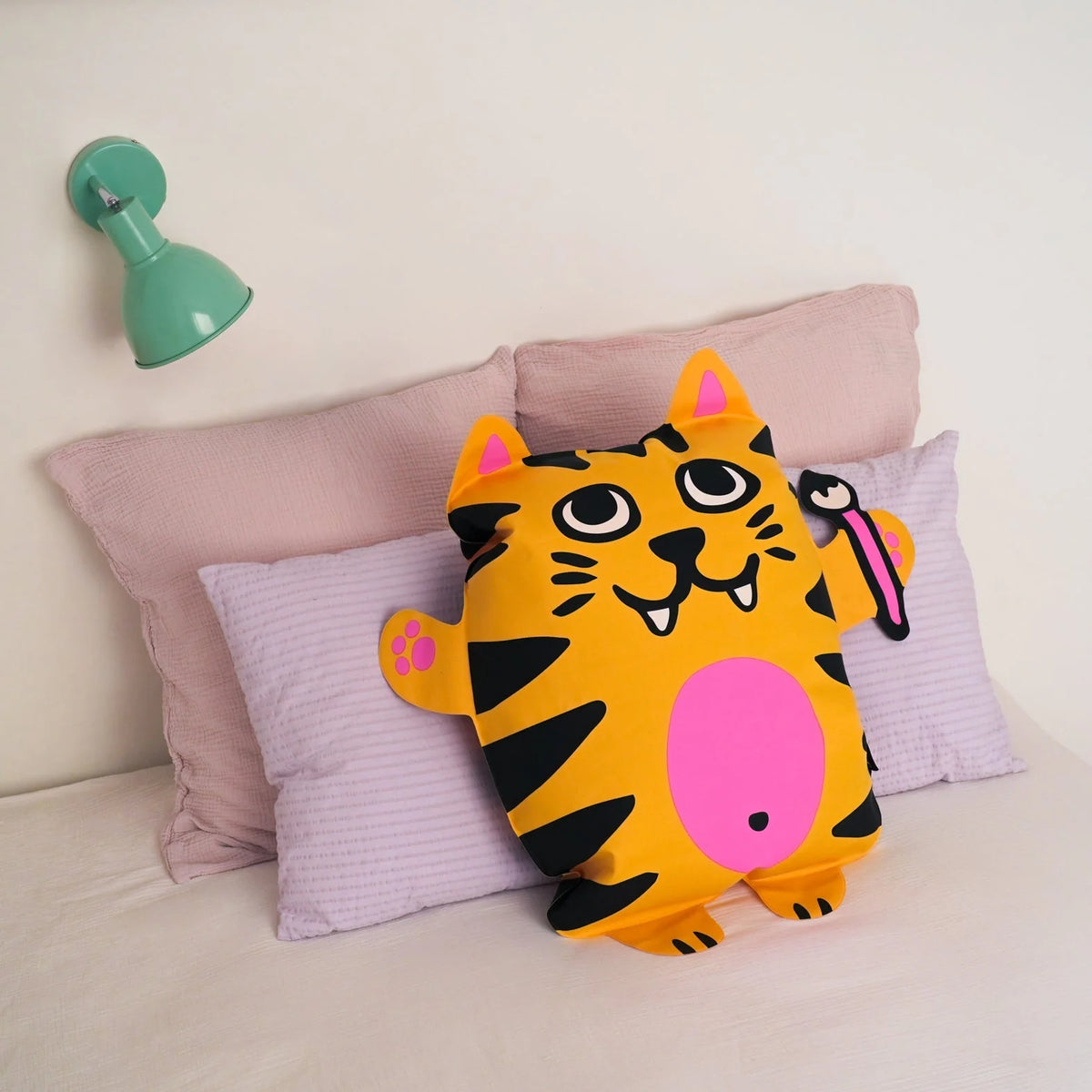 OMY Tiga Super Inflatable Pillow