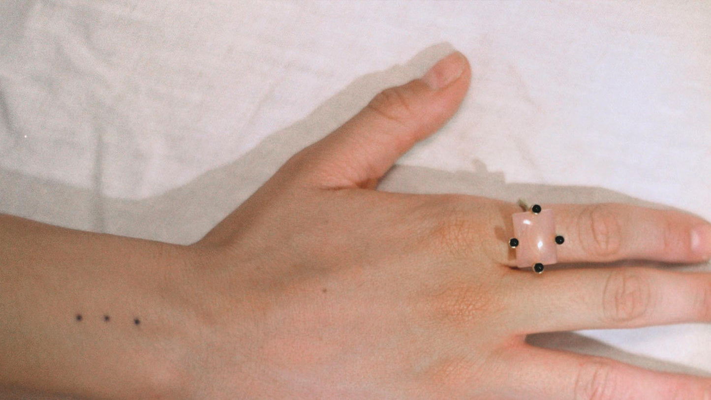 BEATRIZ PALACIOS A05-GEN Pink Cocktail Ring