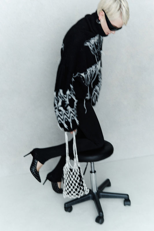 Circus Hotel Sweater H5WB21