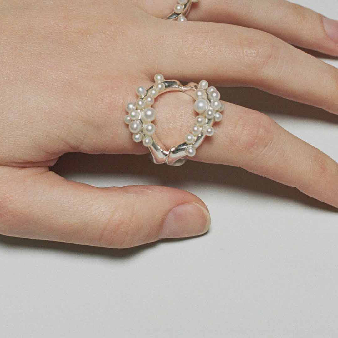 BEATRIZ PALACIOS A09-SWAN Silver Lake Ring