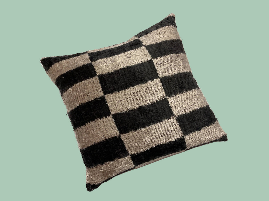 Velvet Cushion Checkered 40X40