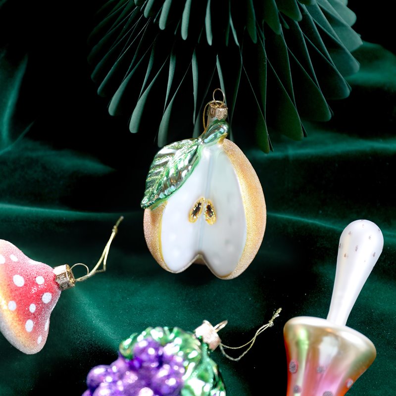 &amp;Klevering Ornament Pear