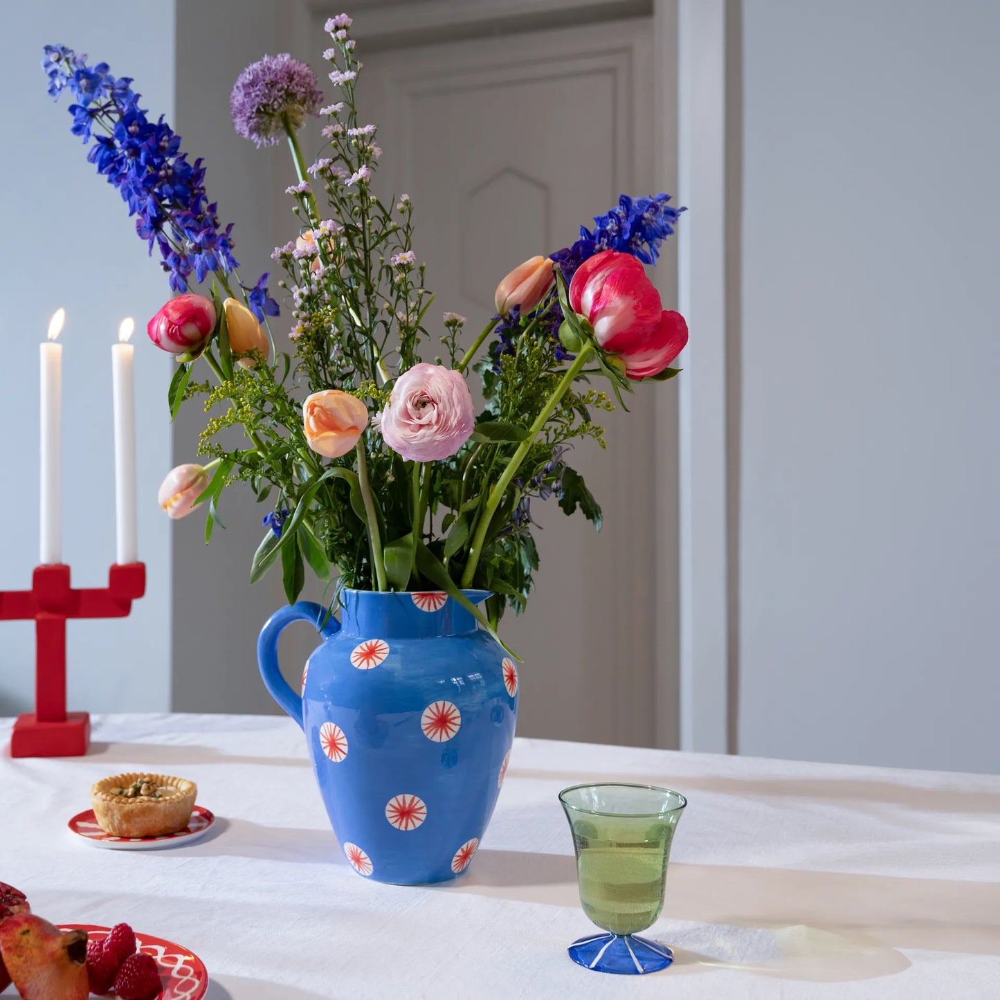 &Klevering Jug Festivo blue