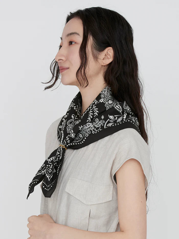 Manipuri Kaleido Bandana Black 65x65