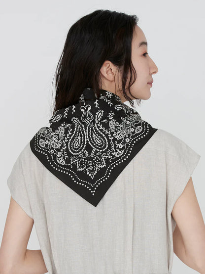 Manipuri Kaleido Bandana Black 65x65