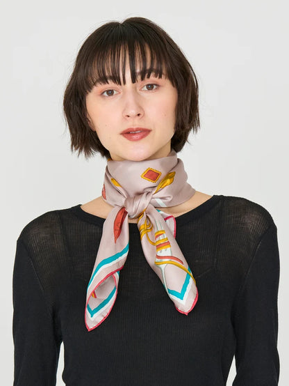 Manipuri Ravioli scarf 88x88 Light Grey