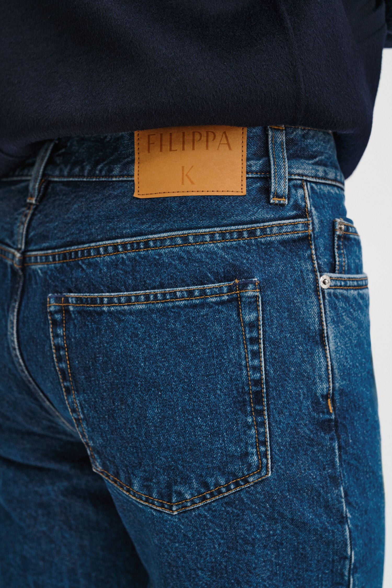 Filippa K Tapered Cropped Jeans