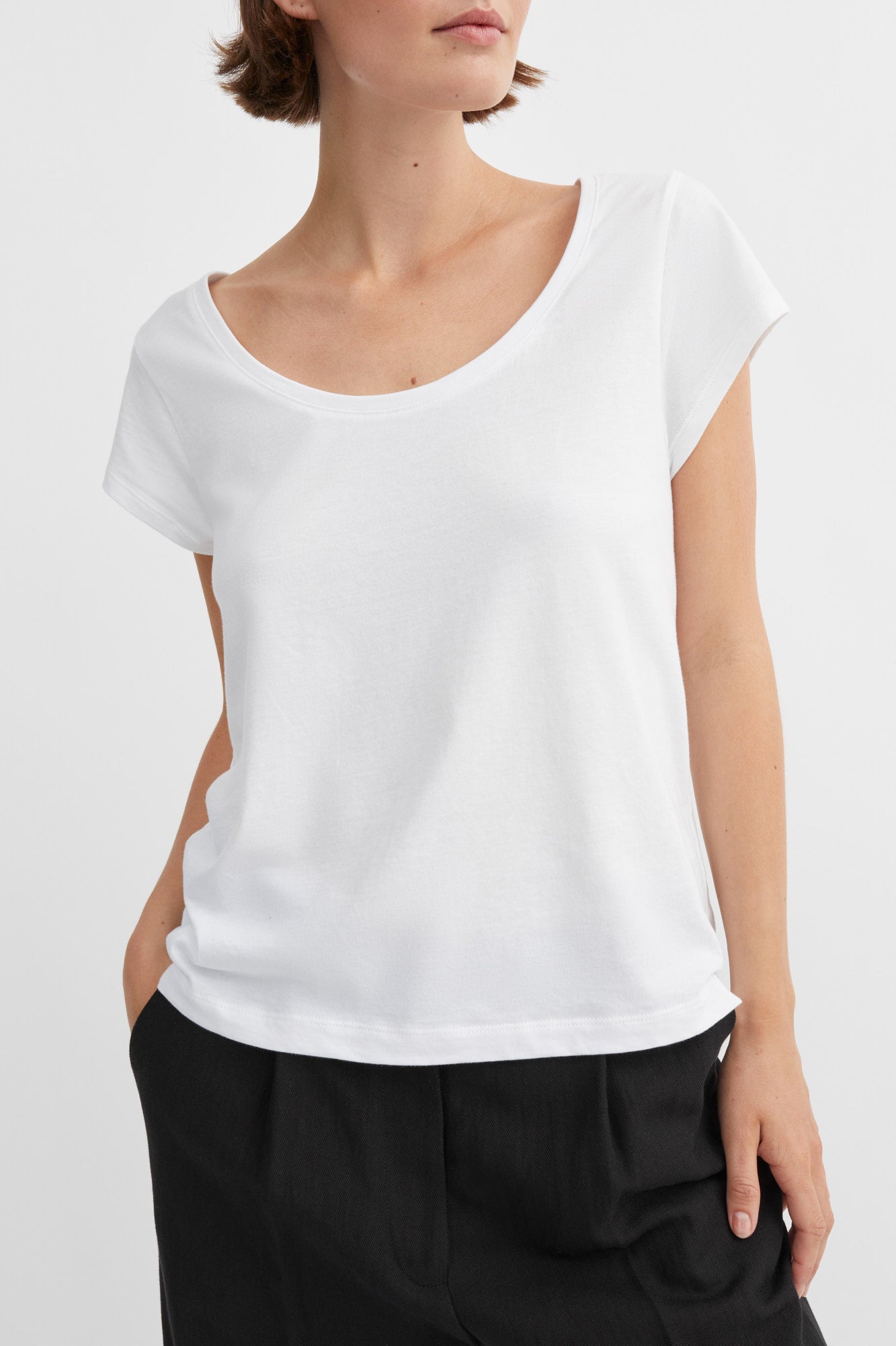 SKALL Andy Wide Neck Tee