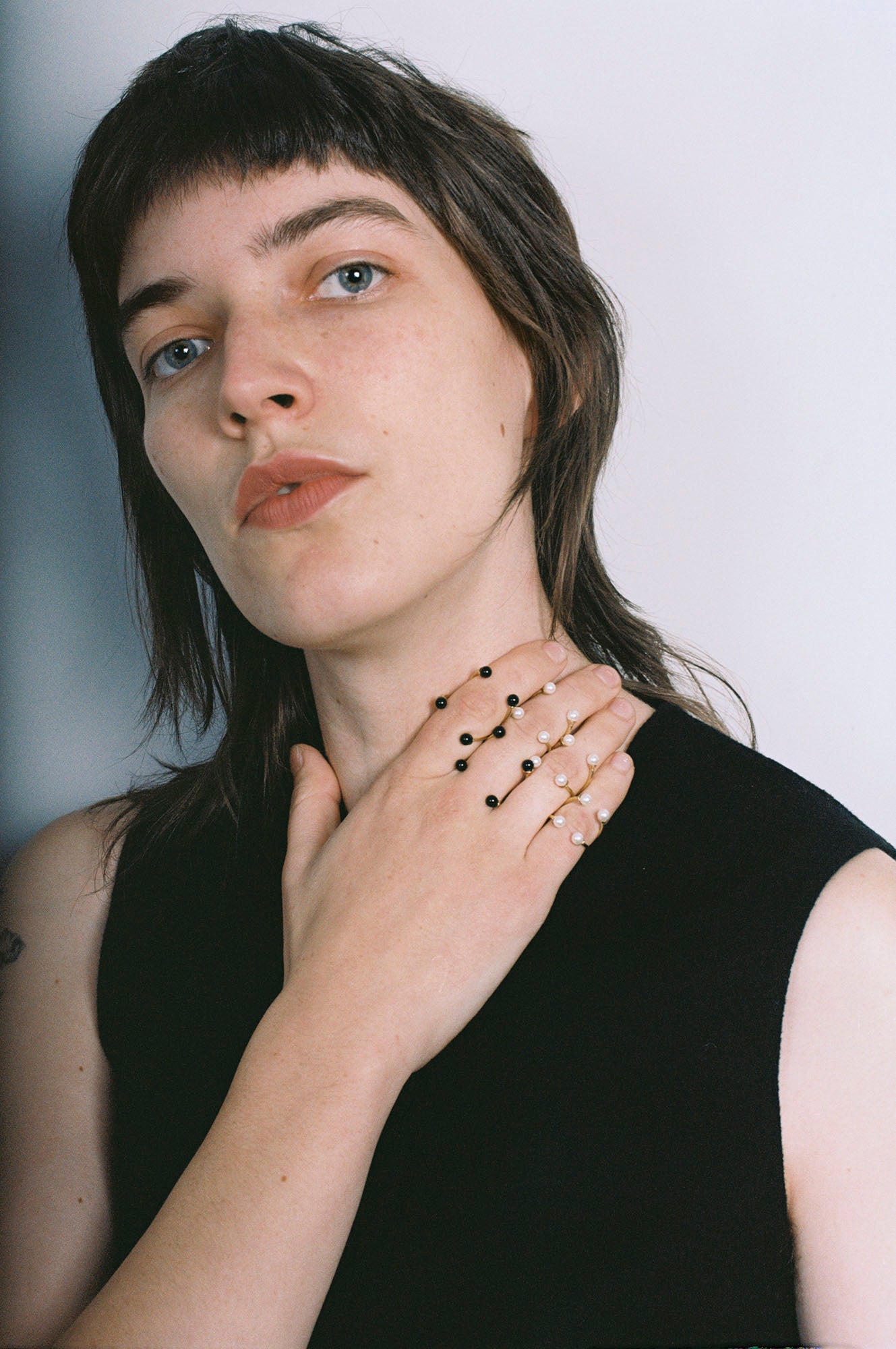 BEATRIZ PALACIOS A06-OWN Pierced Pearl Ring