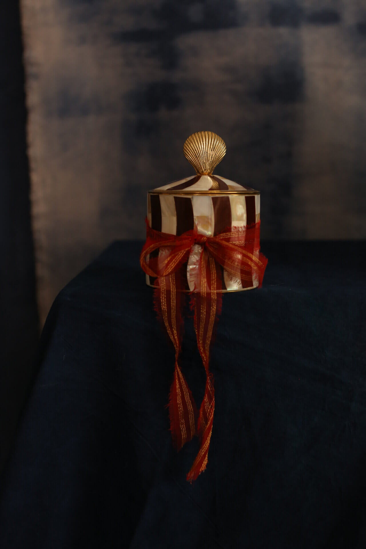 Doing Goods Abby Shell Circus Box Burgundy