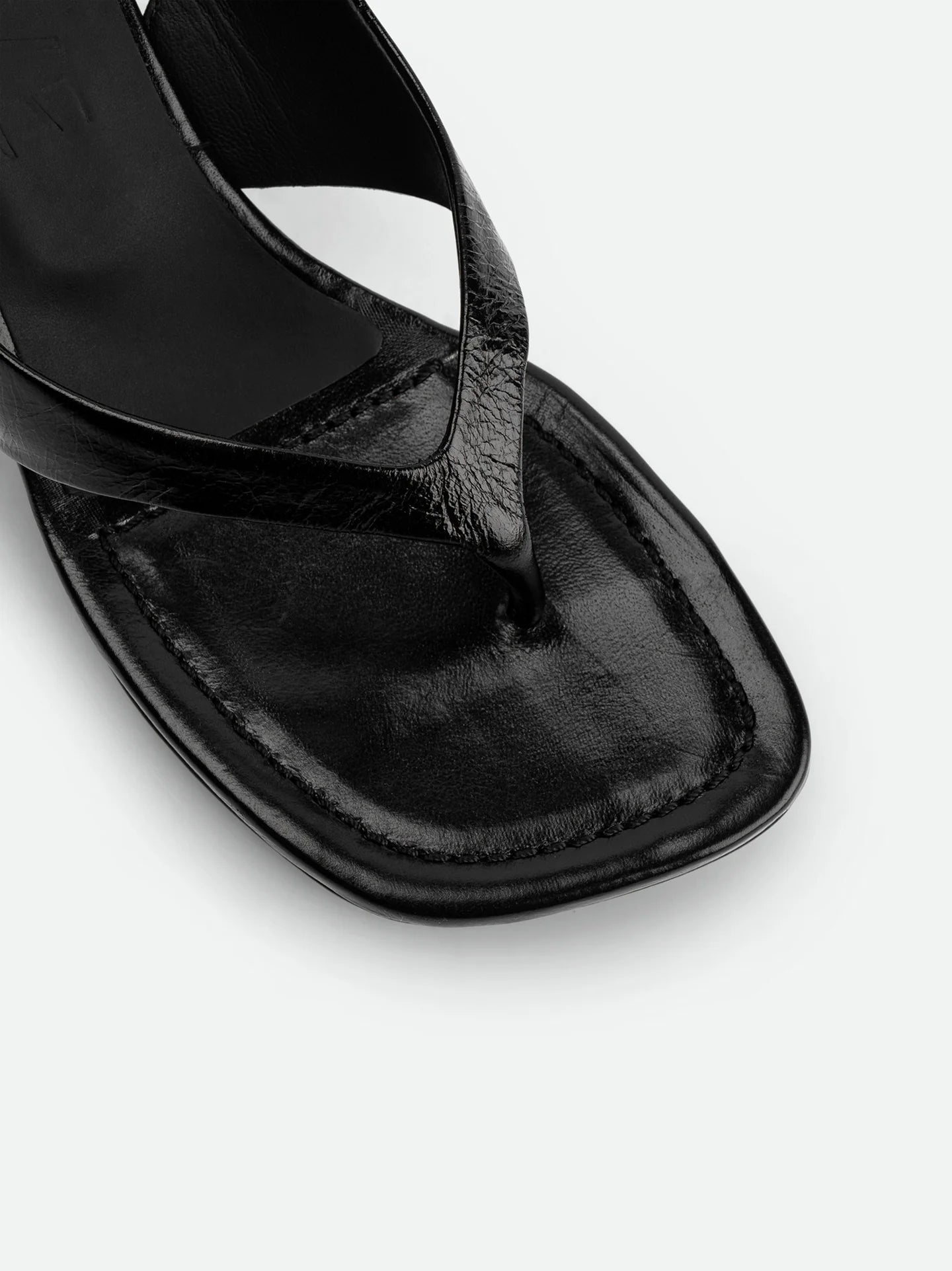 Poeve Lysa Sandals