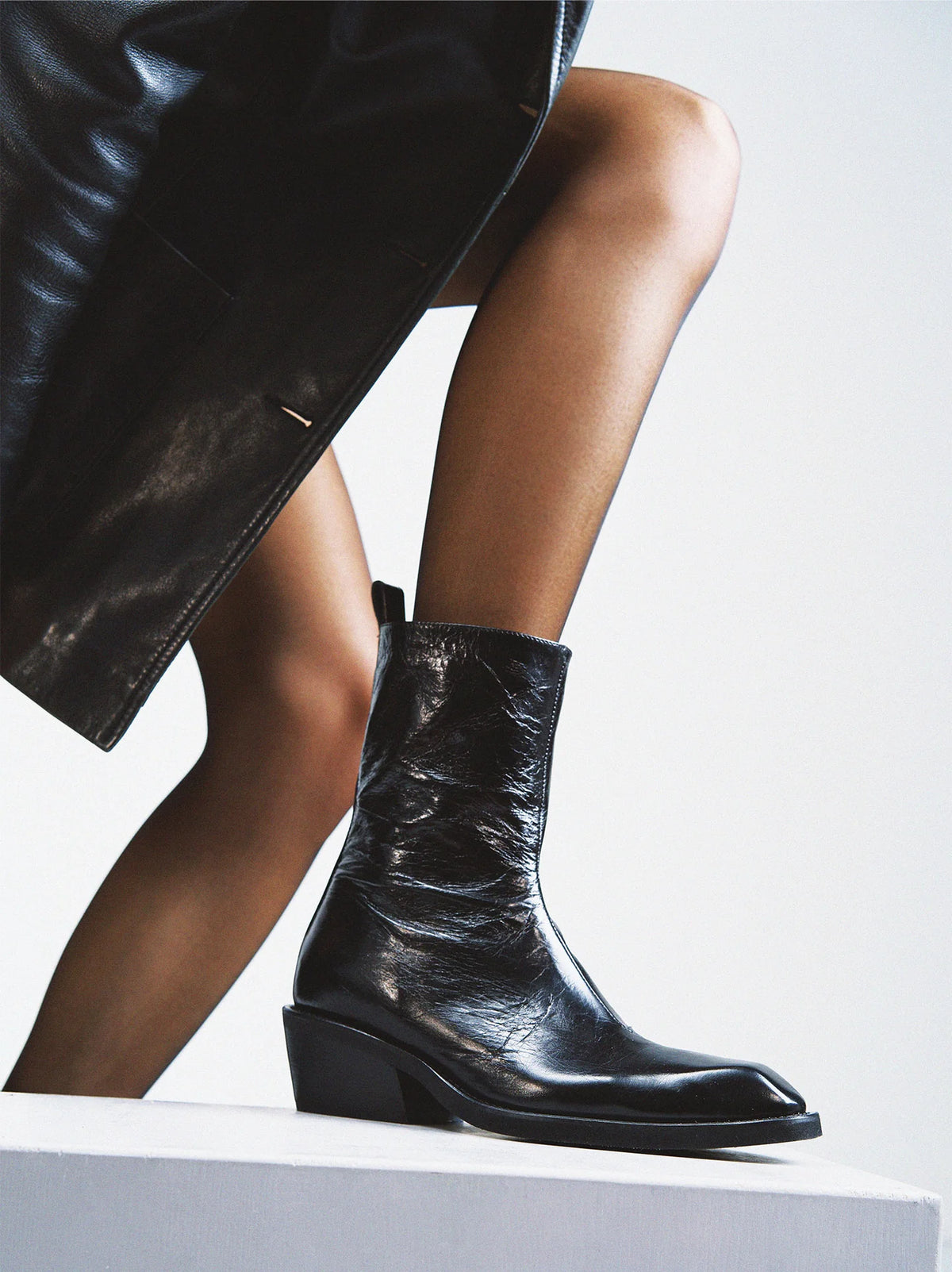 Poeve Pathos TMAR1  Ankle Boots