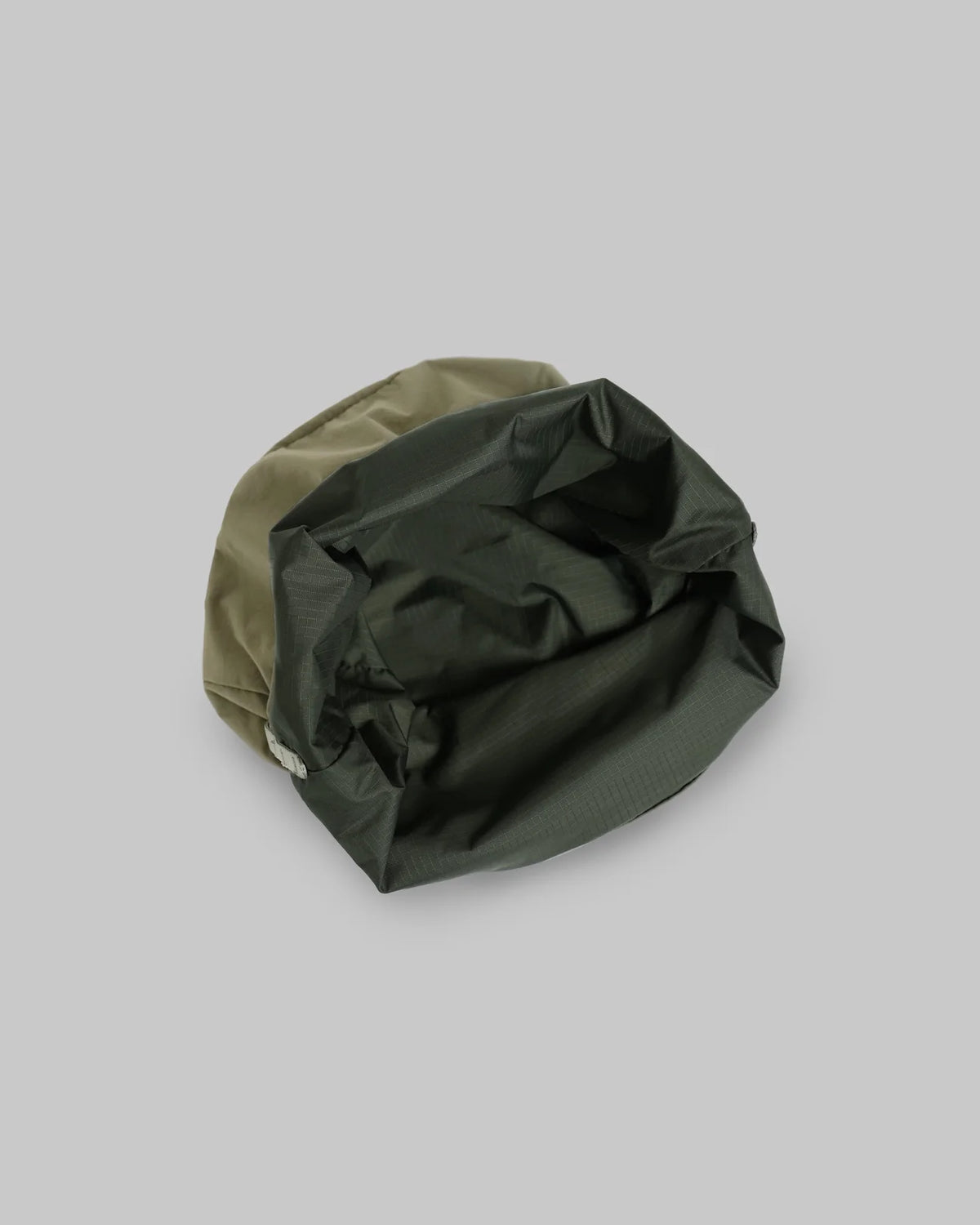 TOPOLOGIE Reversible Bucket Moss / Papery