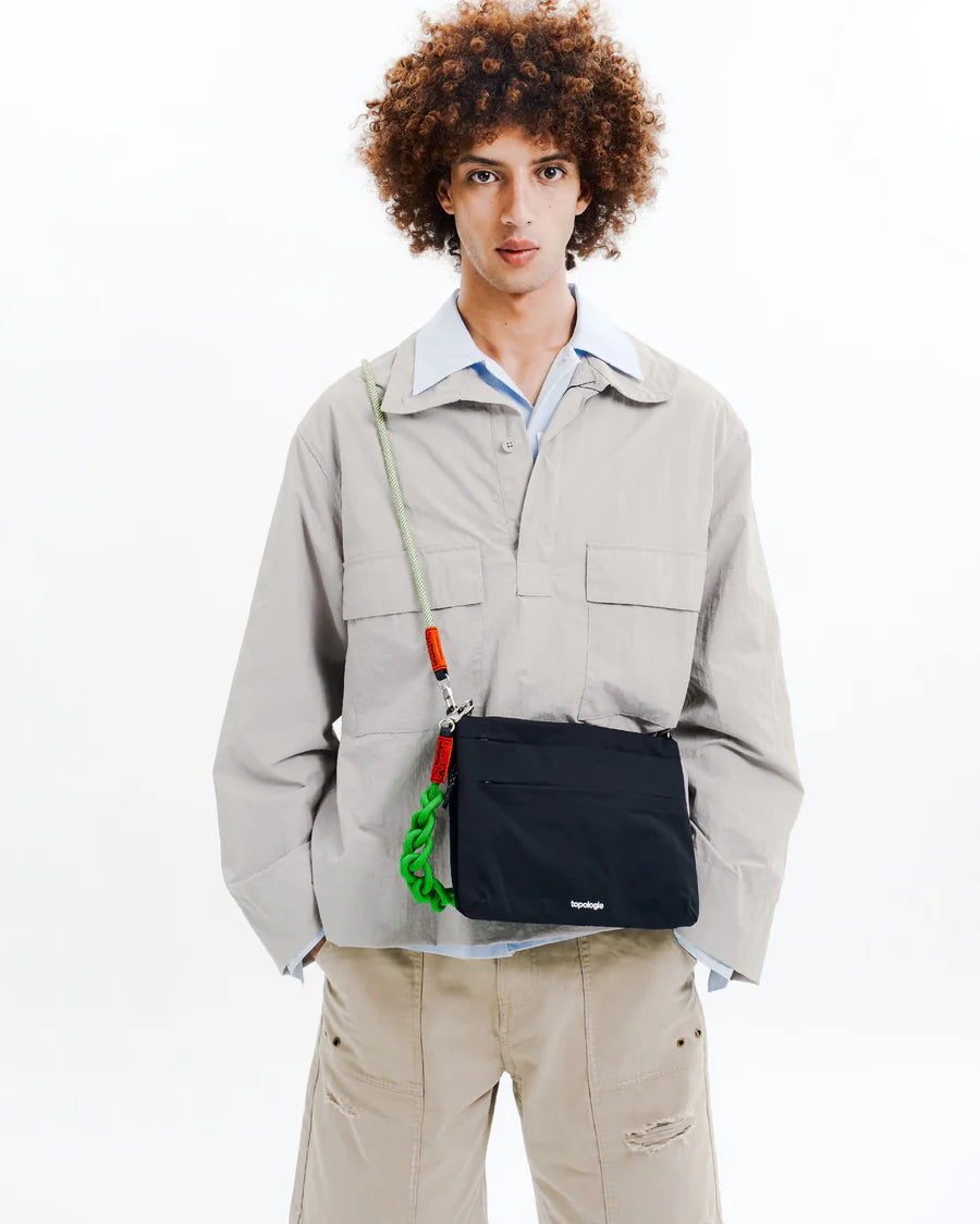 TOPOLOGIE Flat Sacoche Medium Black Tech Sateen