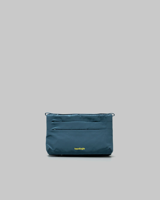 TOPOLOGIE Flat Sacoche Small Deep Teal Tech Sateen