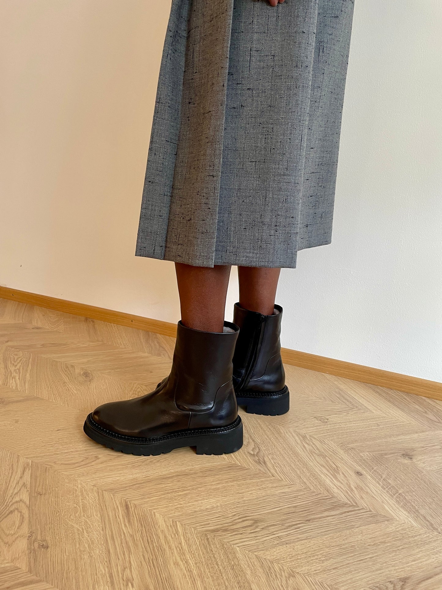Mara Bini Hester V469
