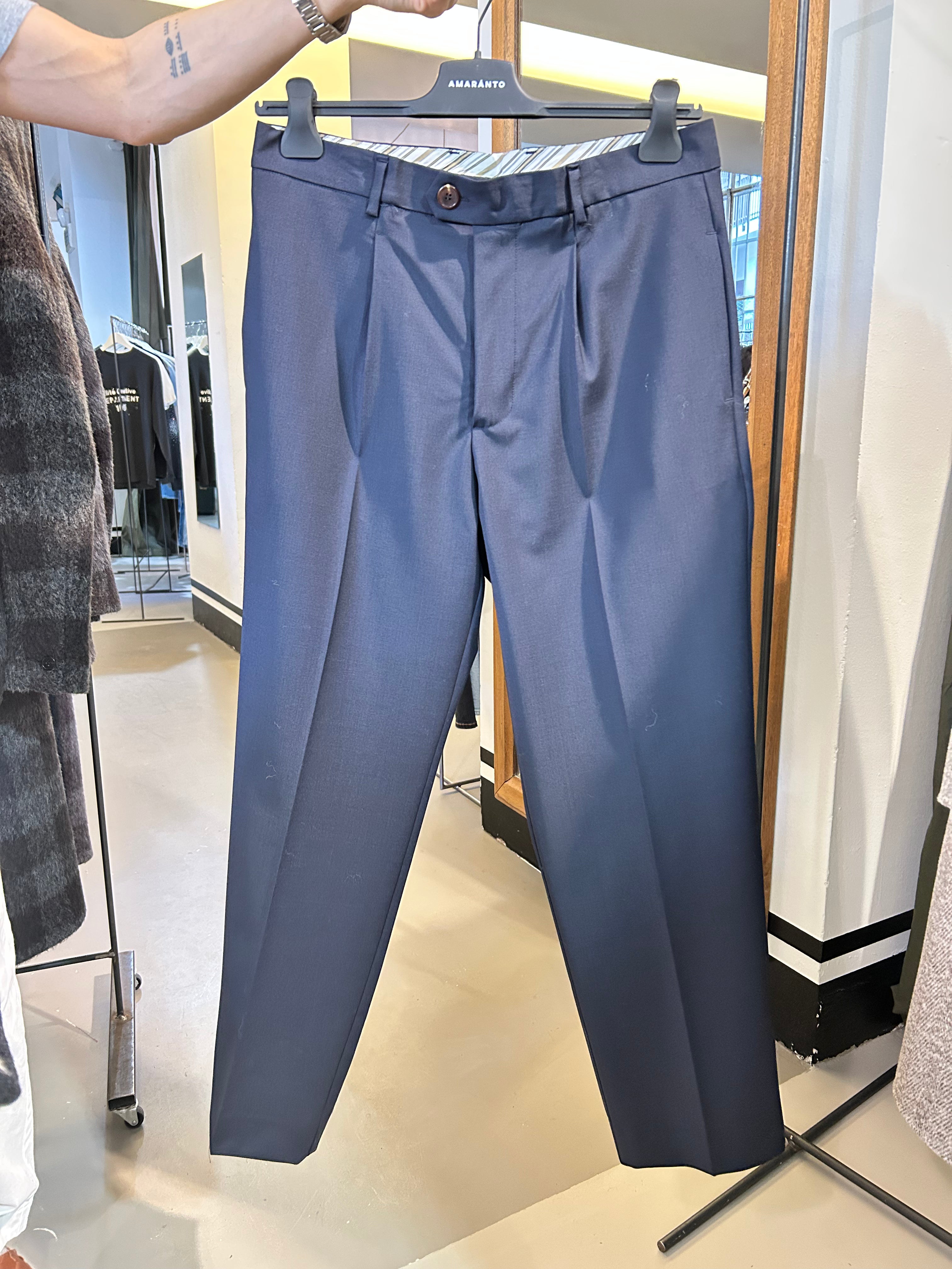 AMARÀNTO Pleated Trousers