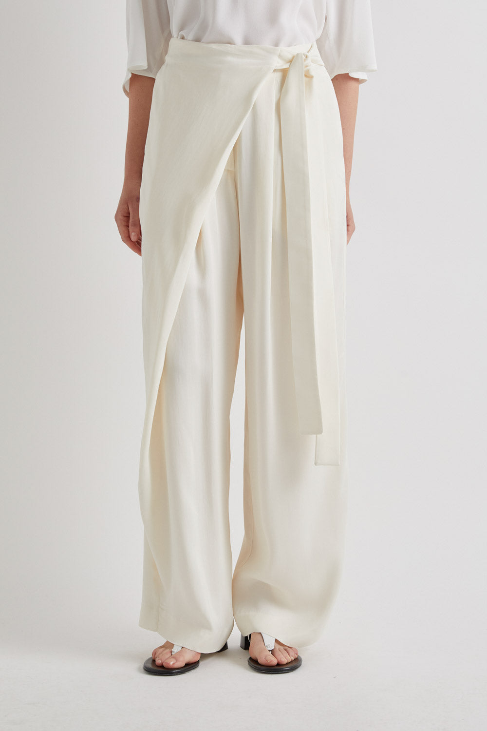 Meimeij Trousers