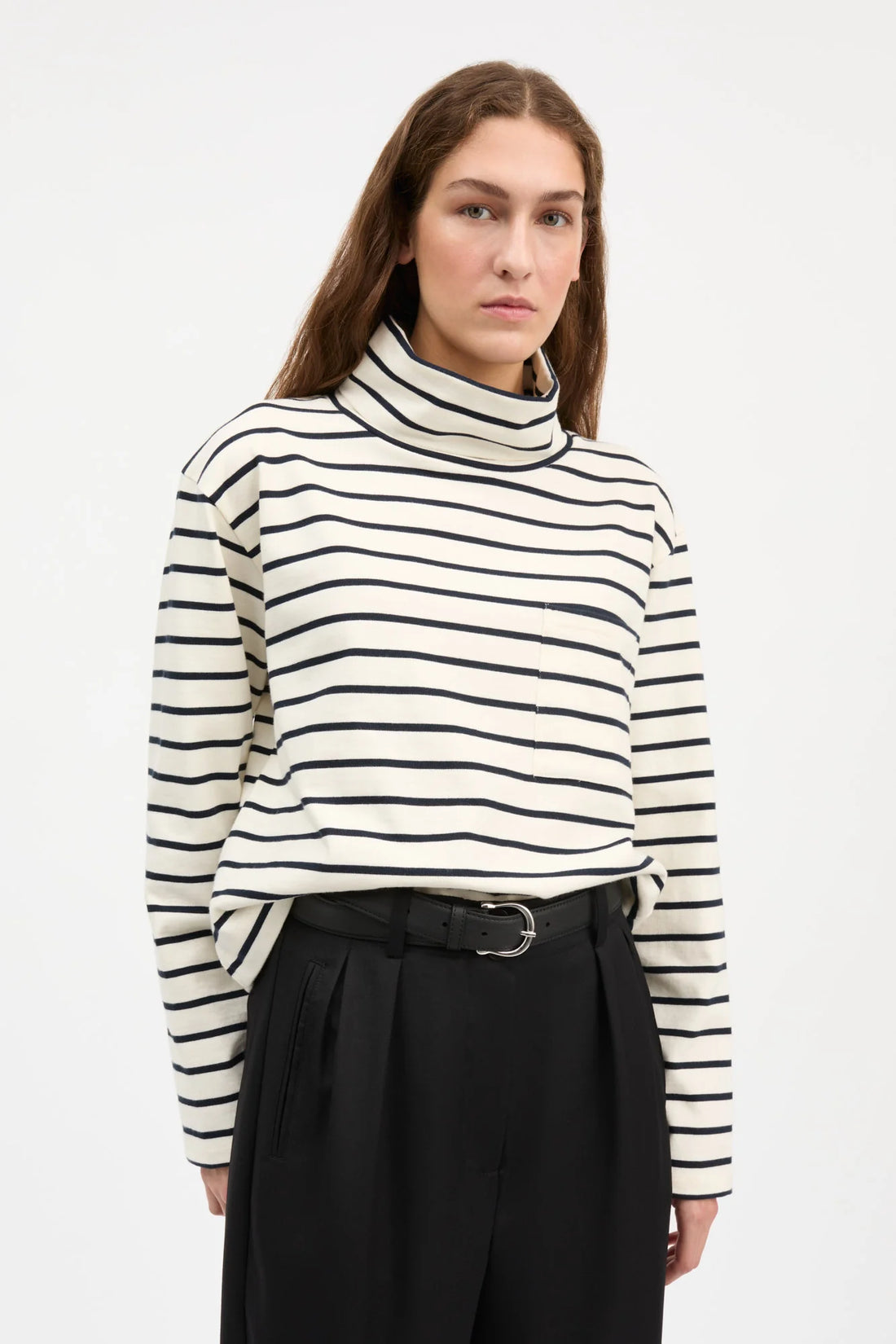 SKALL Nessa t-neck blouse