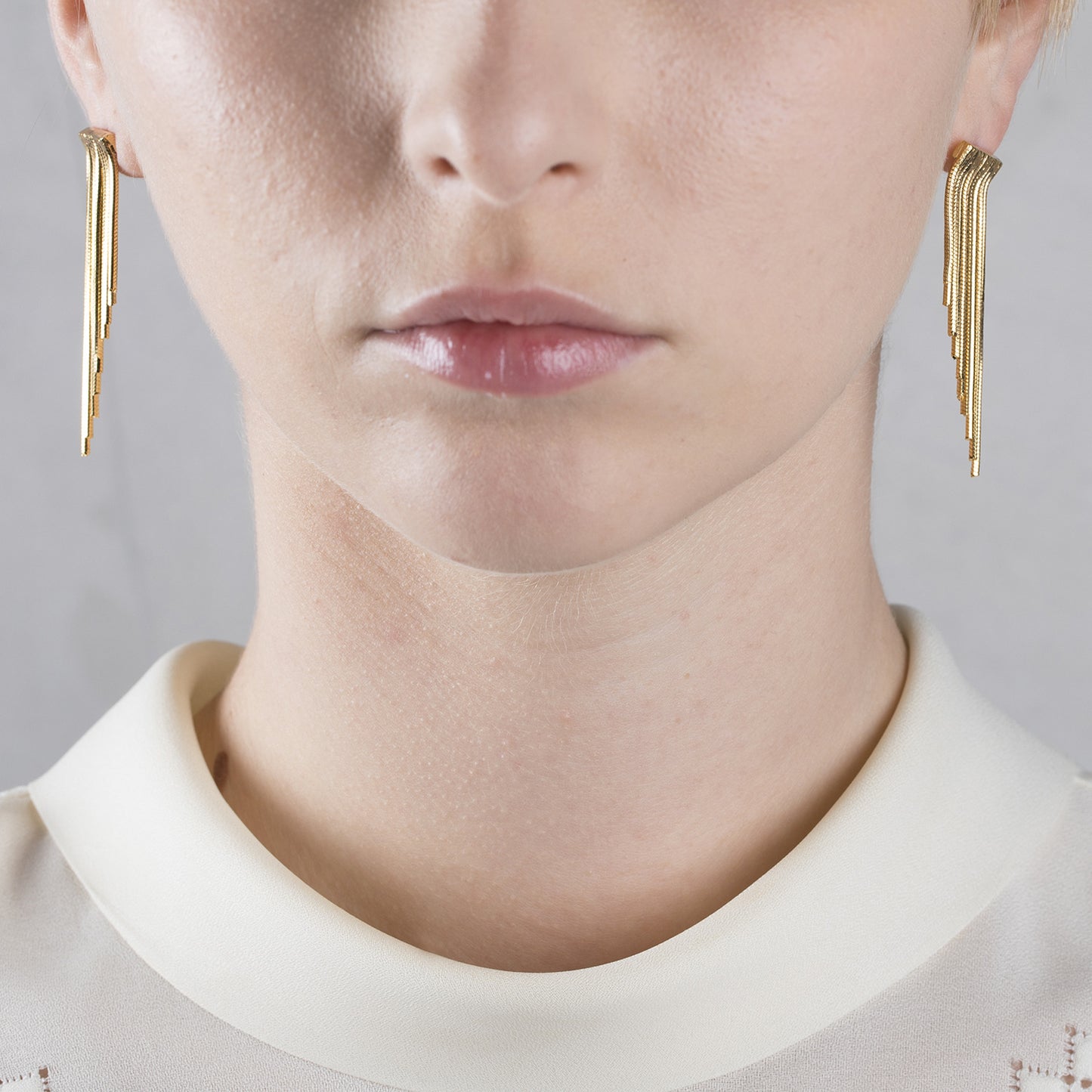 Iosselliani O846/19AW Gold Swing Earrings