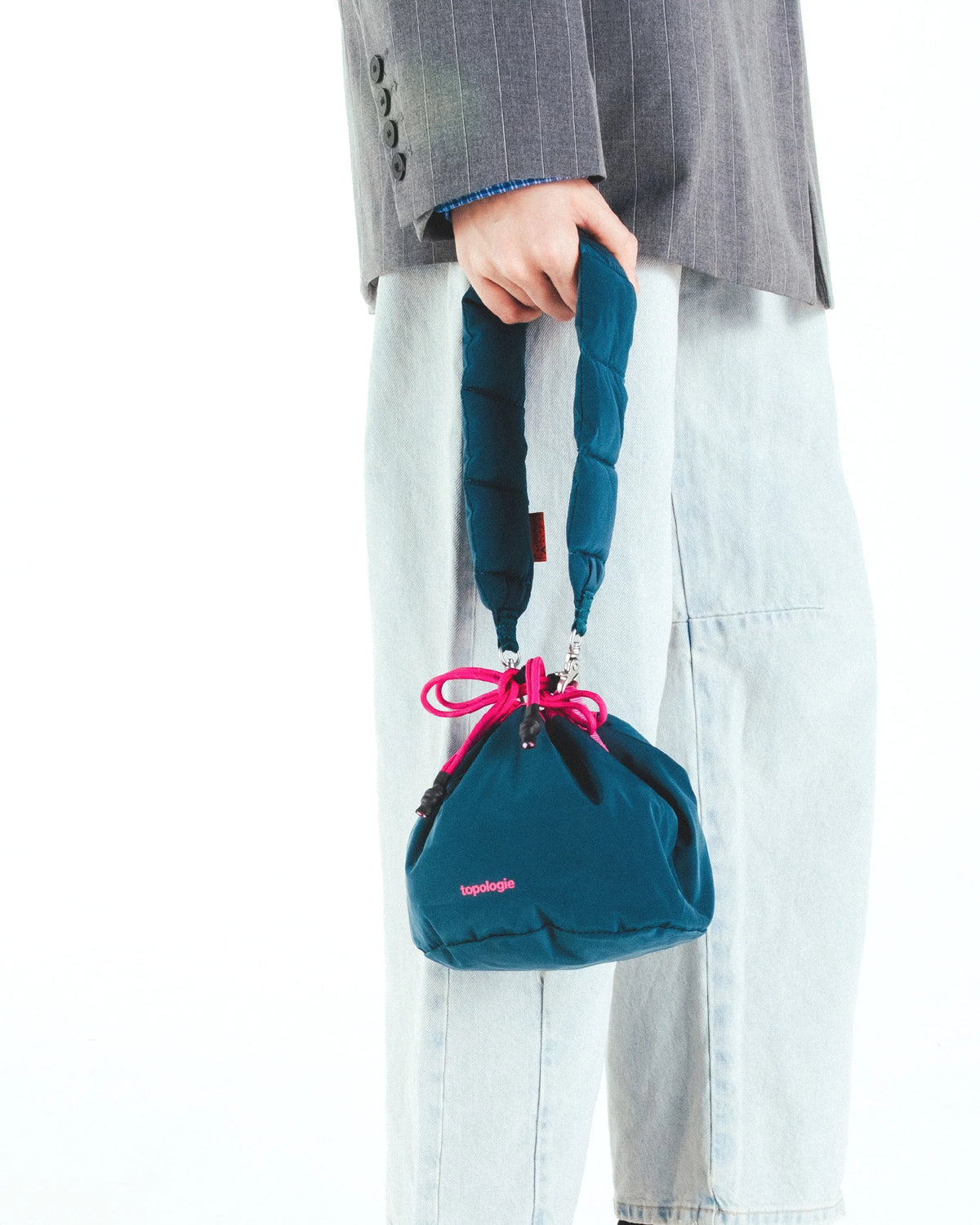 TOPOLOGIE Reversible Bucket Purple / Papery