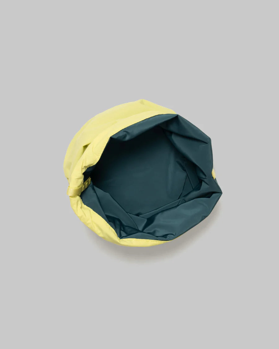 TOPOLOGIE Reversible Bucket Canary Yellow Papery