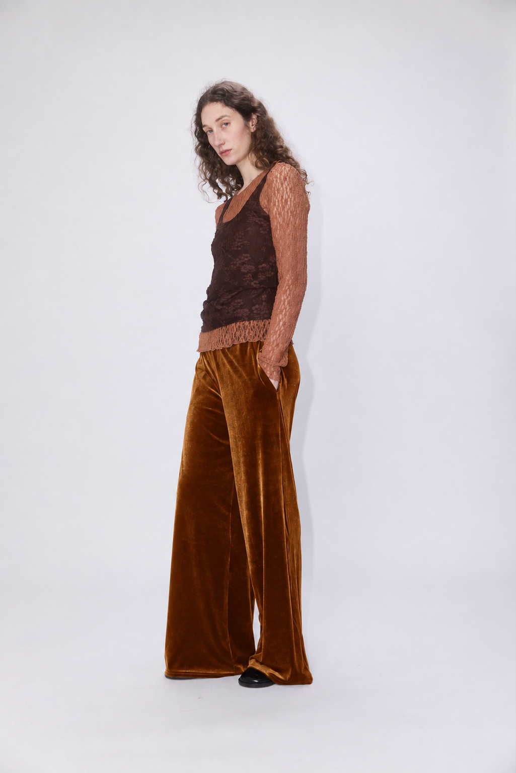 Simone Wild Velvet Pocket Pants gold