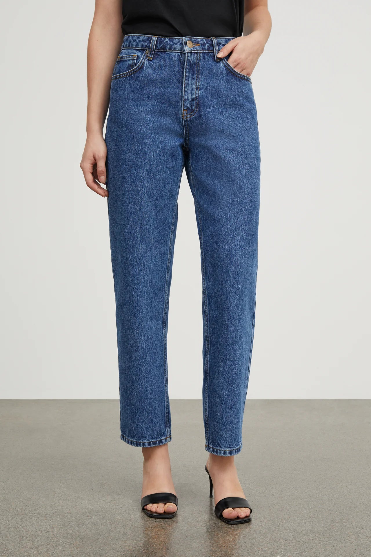 SKALL Allison Cropped Jeans