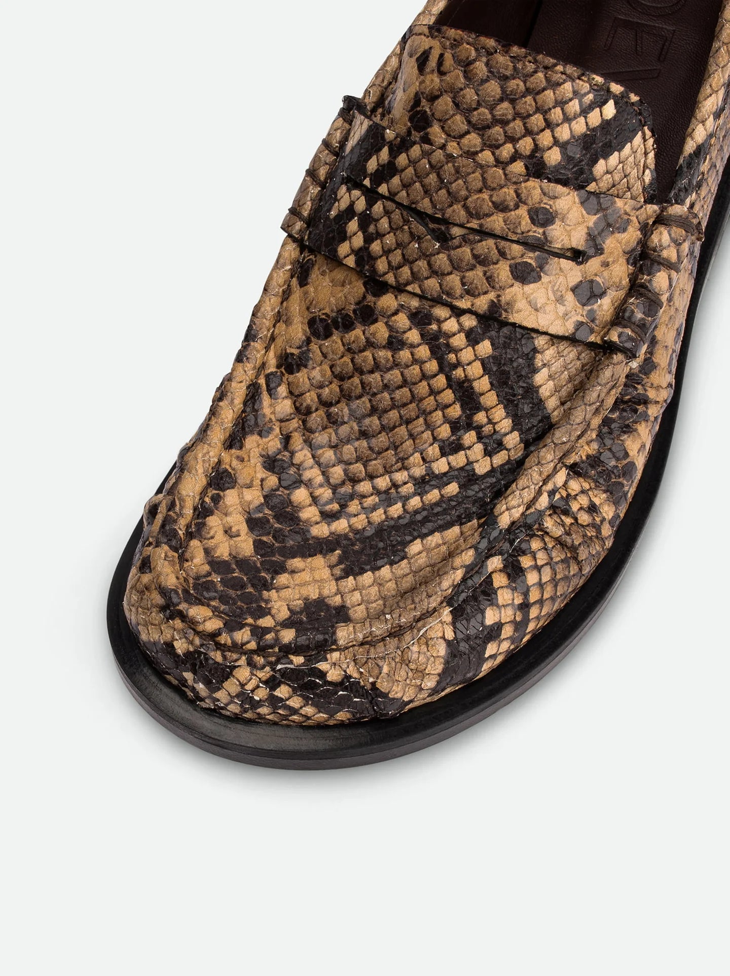 Poeve Teyana Loafers