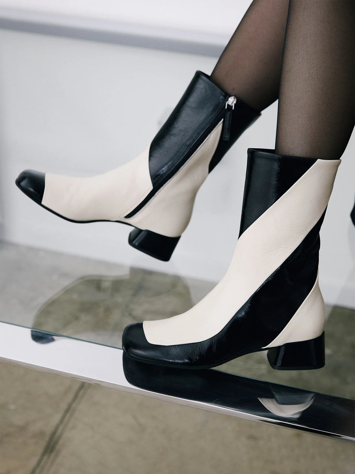 Poeve Venice Ankle Boots