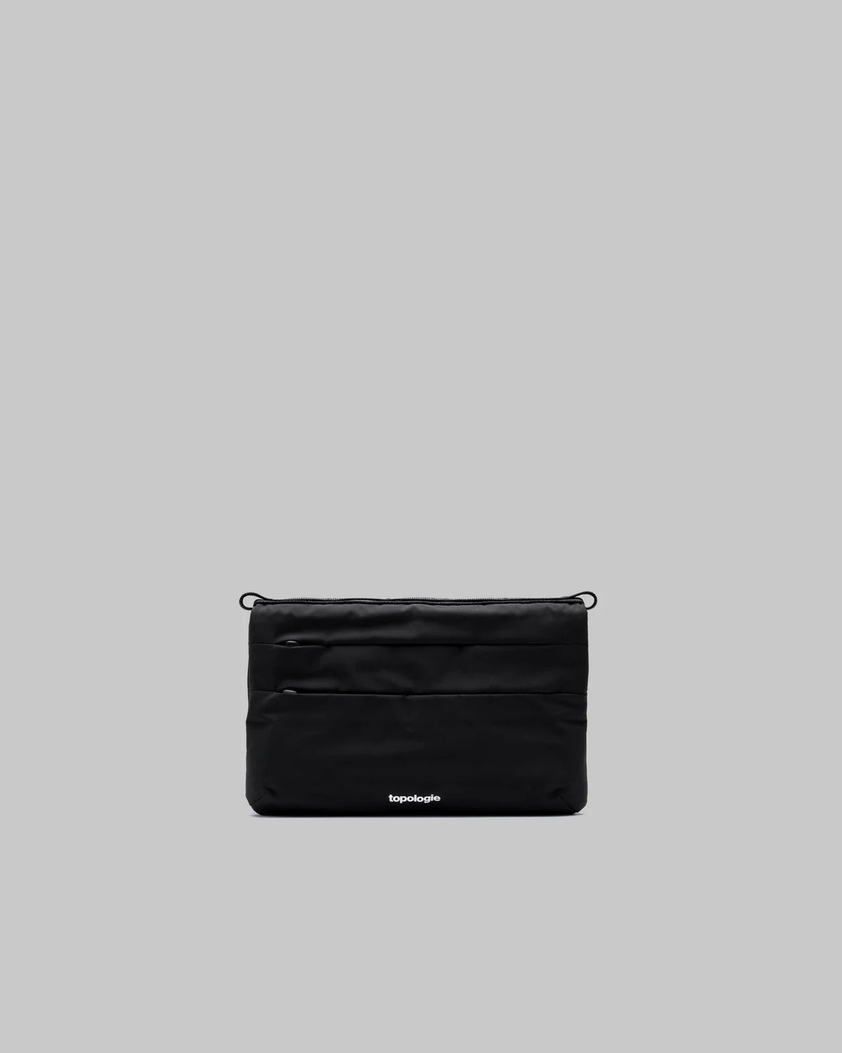 TOPOLOGIE Flat Sacoche Small Black Tech Sateen