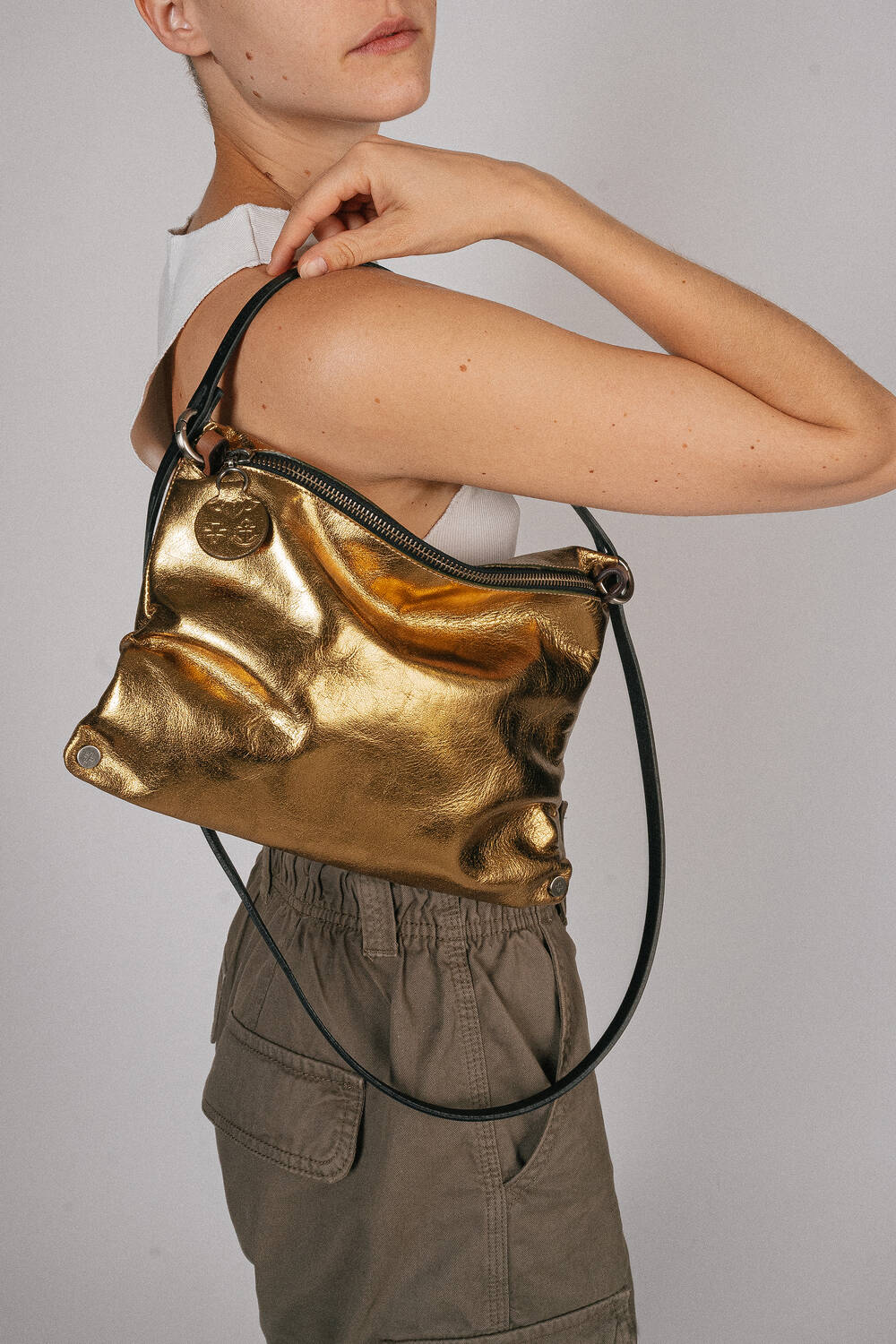 INA KENT Moonlit Bag - eco antique metallic golden bronze